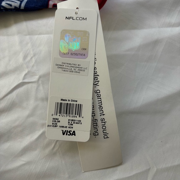 NWT New York Giants Full-Zip Onsie Sleeper - Picture 6 of 7